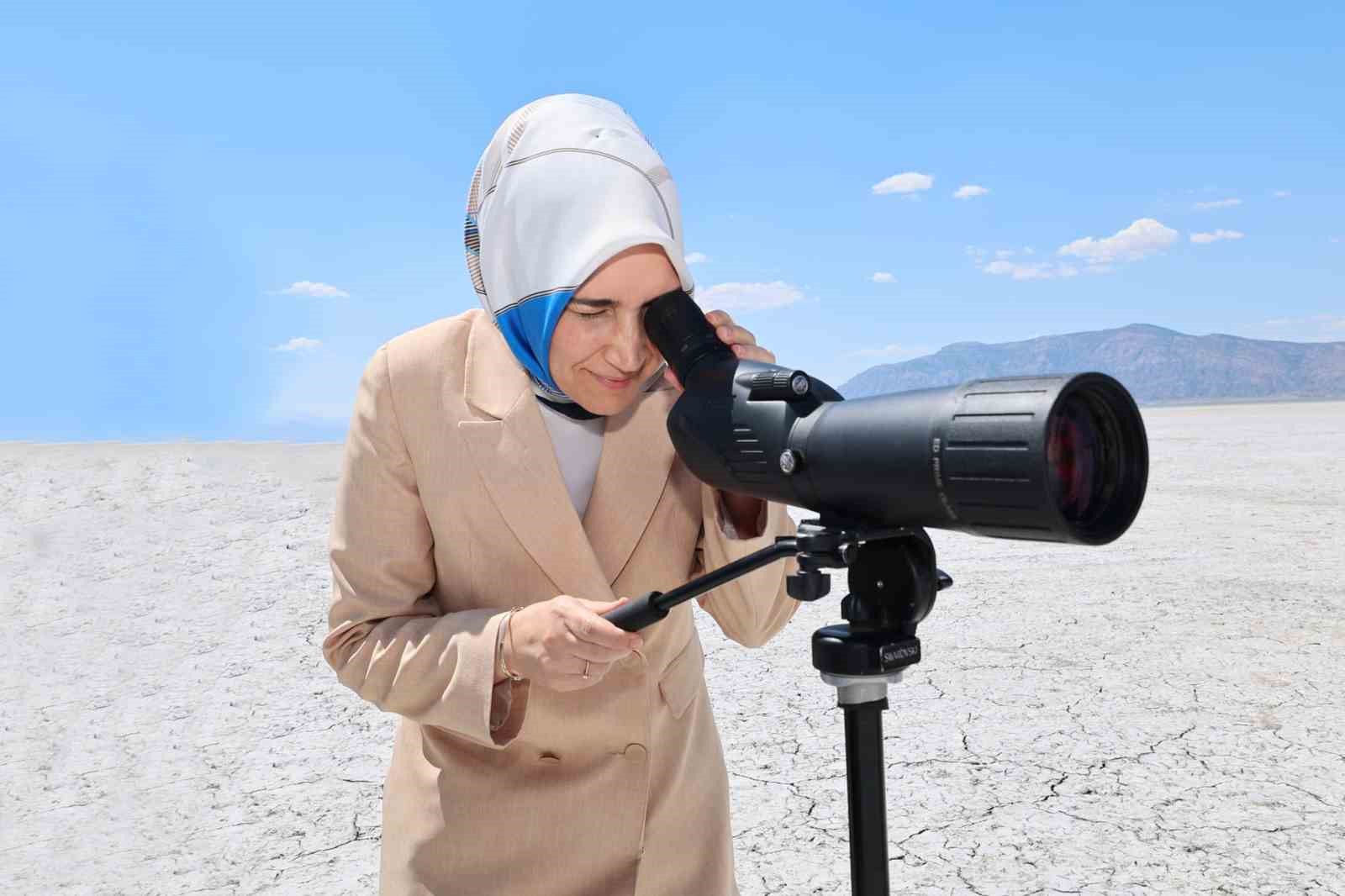 Flamingoların nadir üreme alanı olan Afyonkarahisar Acıgöl’ü ziyaret eden Vali