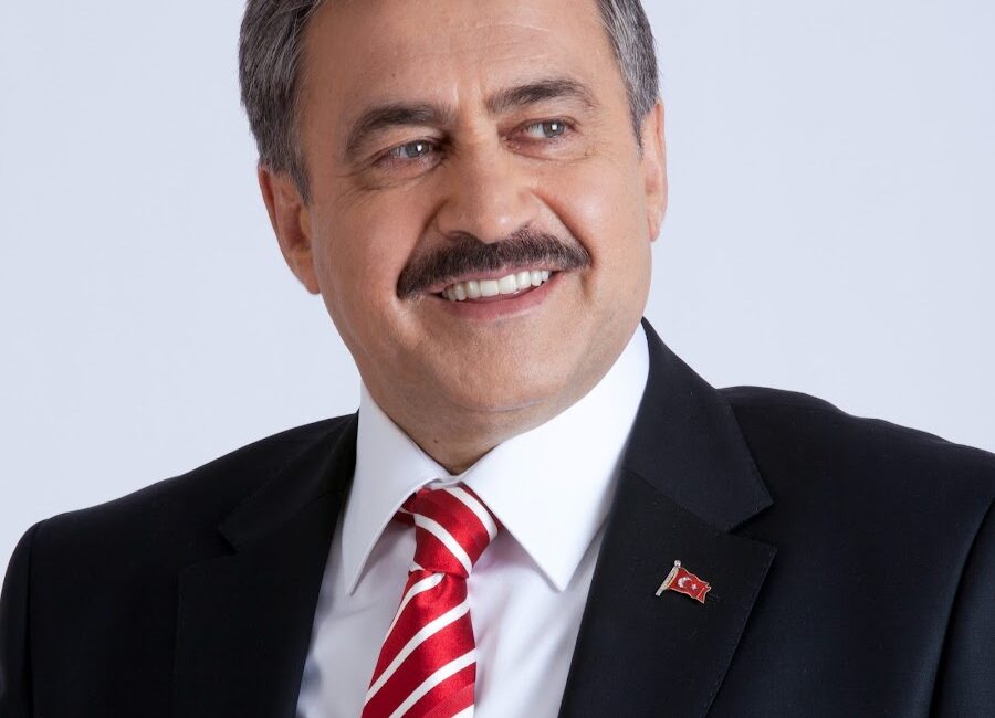   Eski Orman ve Su İşleri Bakanı Veysel Eroğlu Kıbrıs’ın
