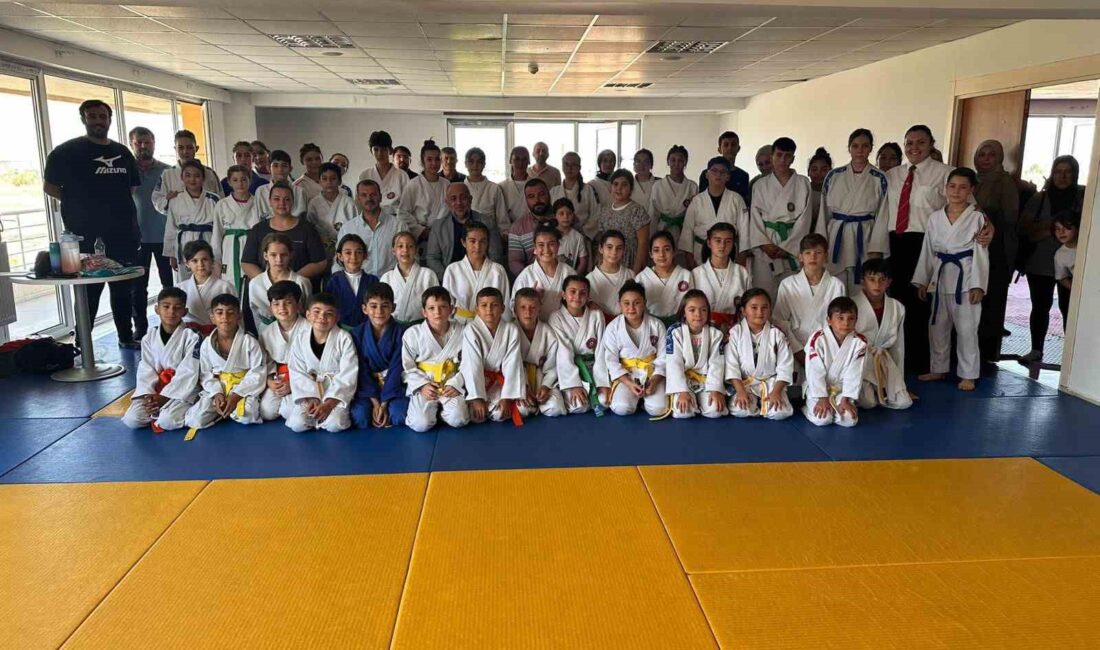 Afyonkarahisar ve Uşak’tan 60 sporcunun katılımıyla düzenlenen Judo Zafer Turnuvası,