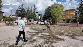Bolvadin Belediyesi’nin Fen İşleri ekipleri, ilçedeki tüm eğitim kurumlarında çevre
