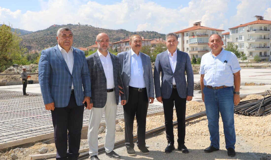 Önceki Dönem Orman ve Su İşleri Bakanı Prof. Dr. Veysel