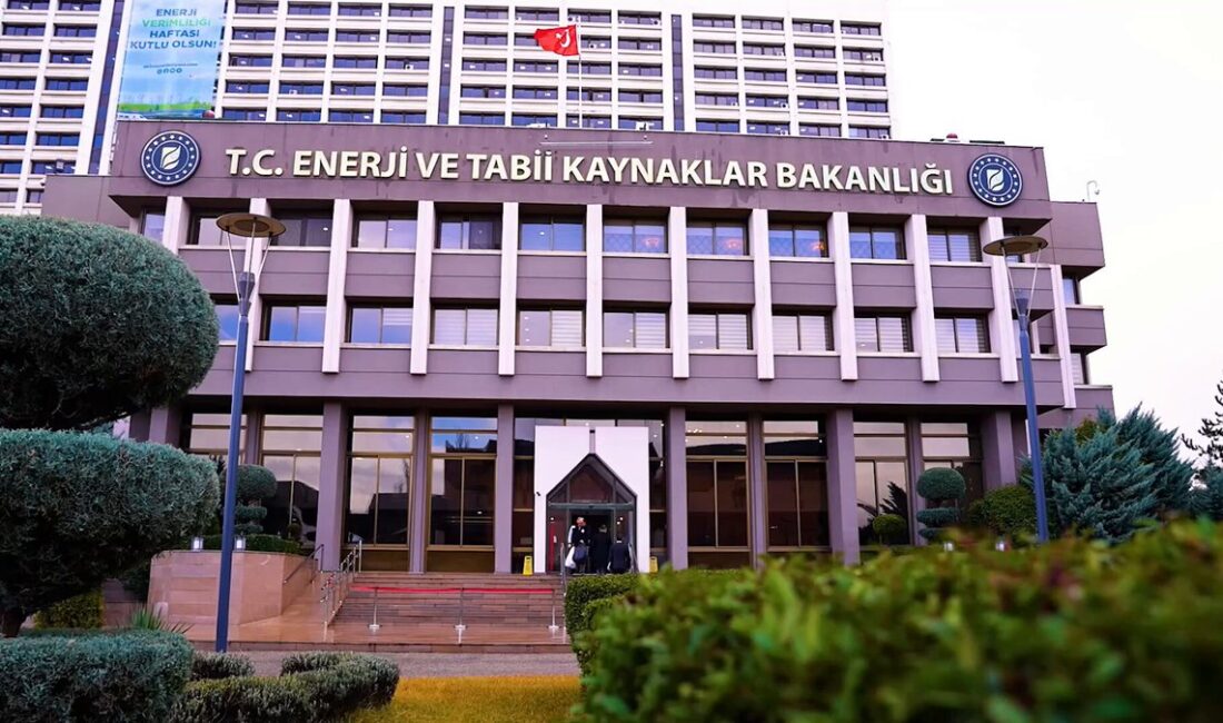 Türkiye, bölgesel doğal gaz ticaretindeki etkisini sürekli olarak artırıyor. Son