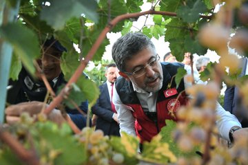 Tarım ve Orman Bakanı İbrahim Yumaklı, Tokat’ta bölgenin meşhur ürünleri
