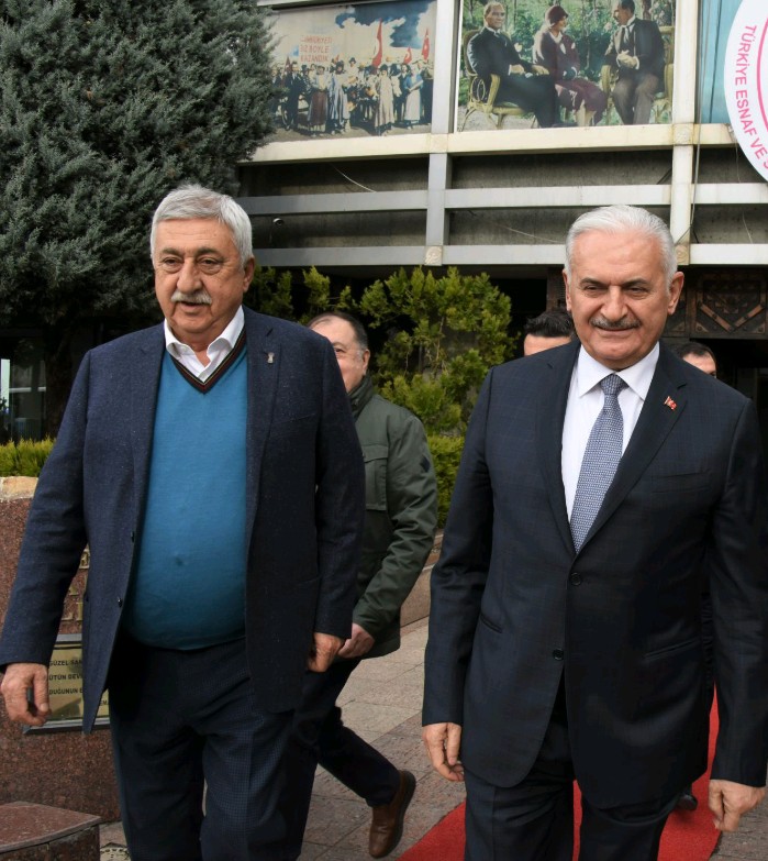 Binali Yıldırım’a, dün sabah Kartal Koşuyolu Yüksek İhtisas Eğitim ve