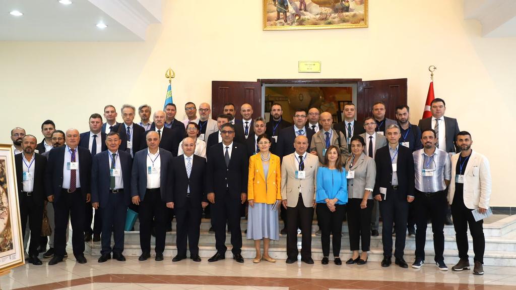 Kazakistan'ın Türkistan kentinde, Ahmet Yesevi Üniversitesi tarafından düzenlenen “Türk Dünyası