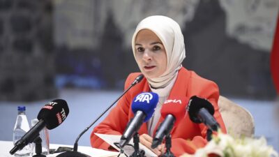 Aile ve Sosyal Hizmetler Bakanı Mahinur Özdemir Göktaş, Diyarbakır'da 8