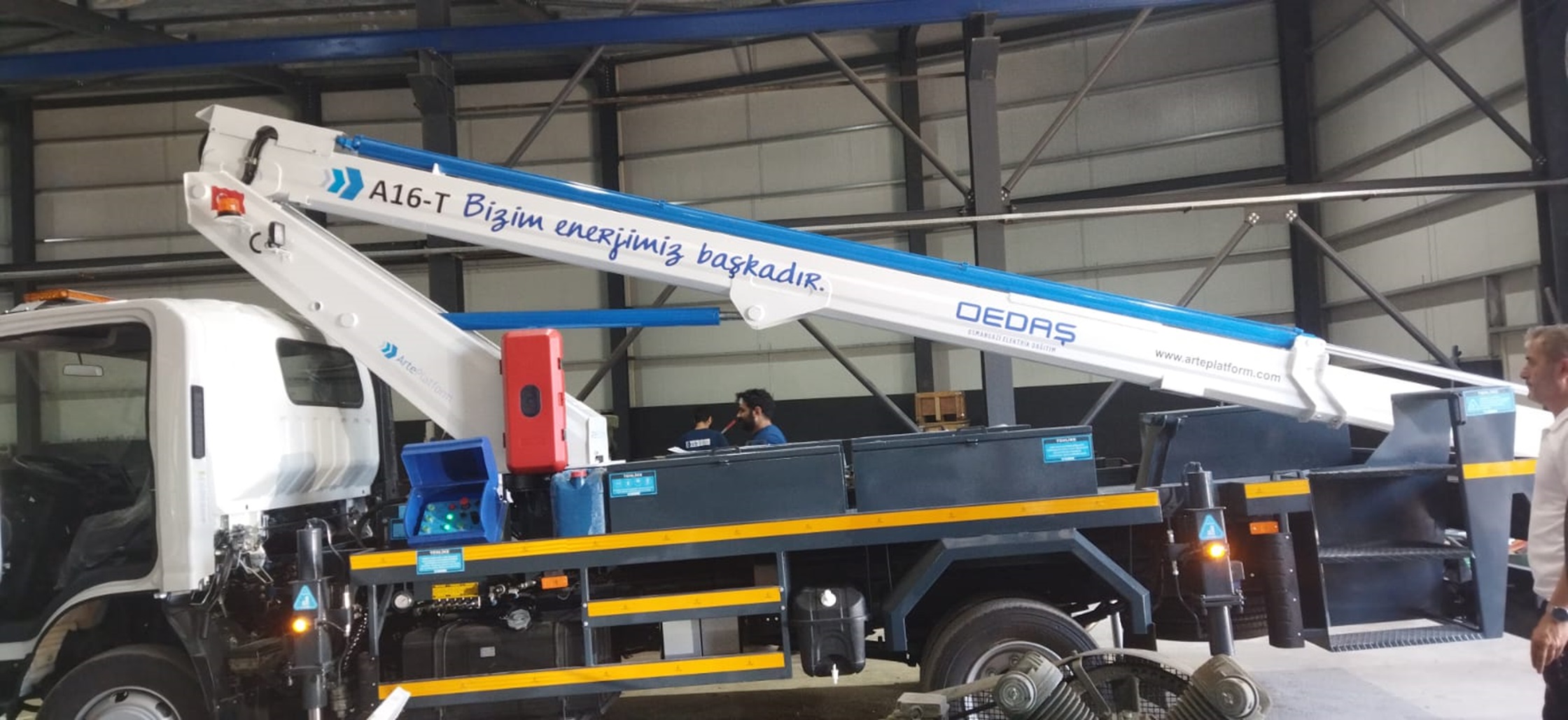 Elektrik dağıtım şirketi OEDAŞ, güvenli ve sürdürülebilir elektrik arzı sağlamak