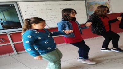 Maver Kemal Arsoy Ortaokulu bu sene de Afyonkarahisar daki ilklerden