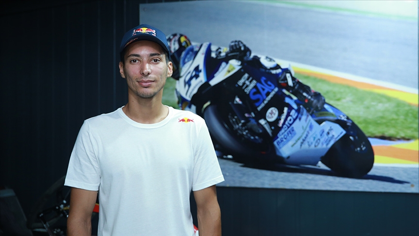 Milli motosikletçi Toprak Razgatlıoğlu, Dünya Superbike Şampiyonası'nın 8. ayağında hafta