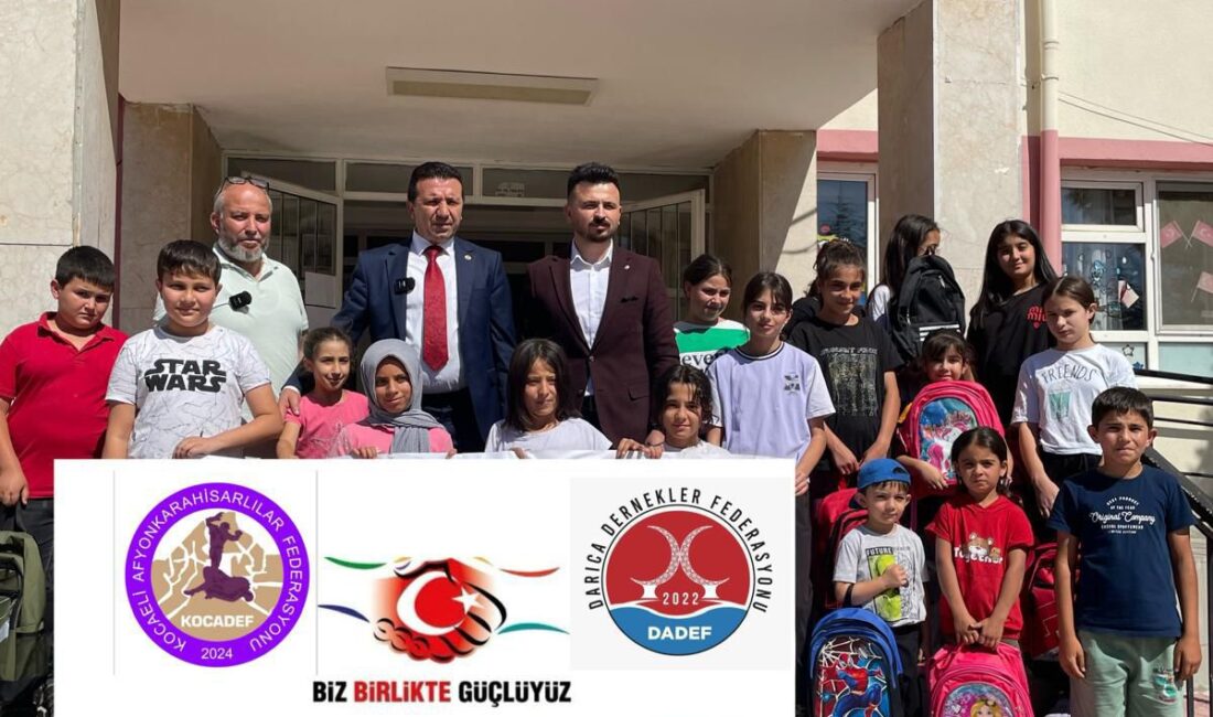  Kocaeli Afyonkarahisarlılar Federasyonu’ndan (KOCADEF) Afyonkarahisar’ın köylerine kırtasiye yardımı yapıldı.