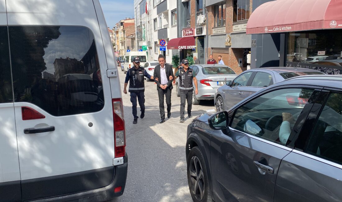 Eskişehir’de yaşlı müşterilerinin çok aktif olmayan hesaplarından zimmetine 1 buçuk