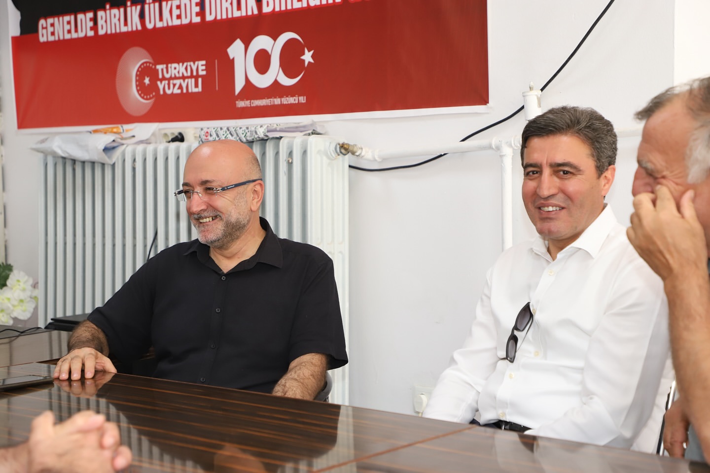 Evciler ilçesinde AK Parti teşkilat mensupları, yerel sorunları ve önerileri