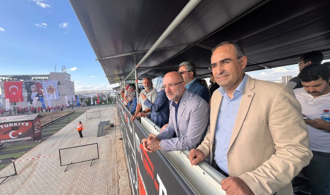 AK Parti İl Başkanı Av. Turgay Şahin, Dünya Motokros Şampiyonası Final Yarışlarına katıldı. AK Parti İl Başkanı Av. Turgay Şahin, bu yıl yedincisi