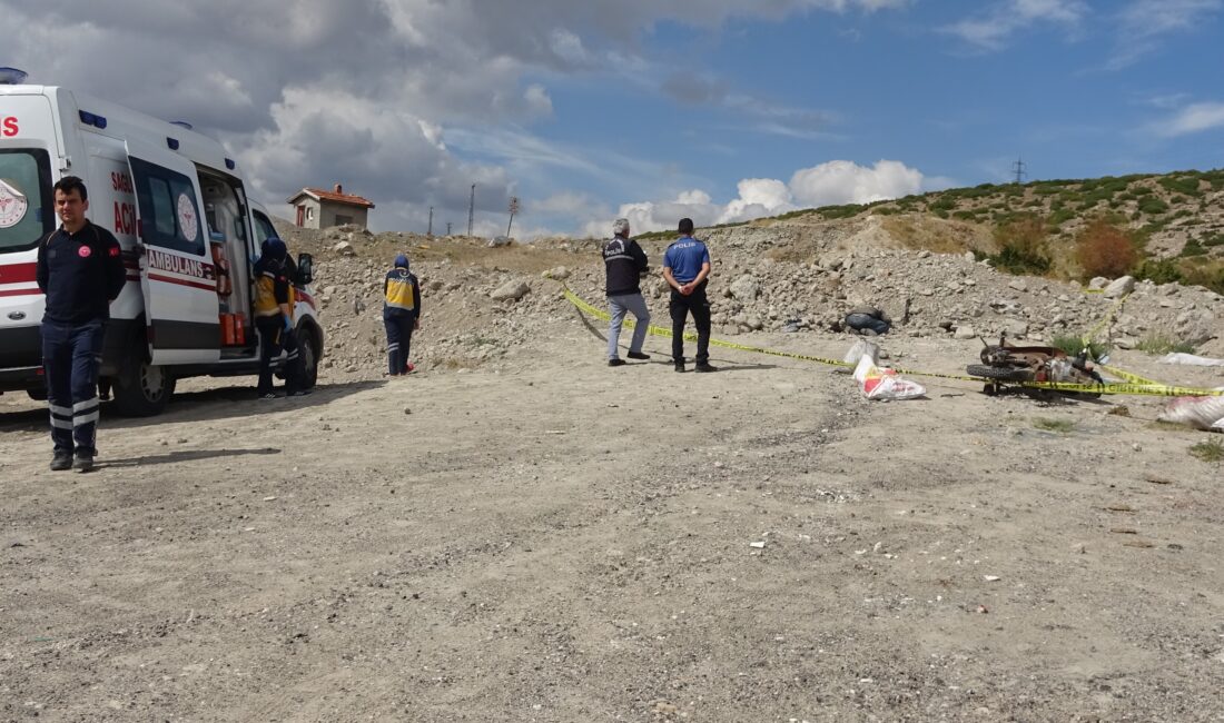 Kütahya’da şüpheli ölüm Kütahya’nın Tavşanlı ilçesinde yerde hareketsiz halde bulunan hurdacının hayatını kaybettiği