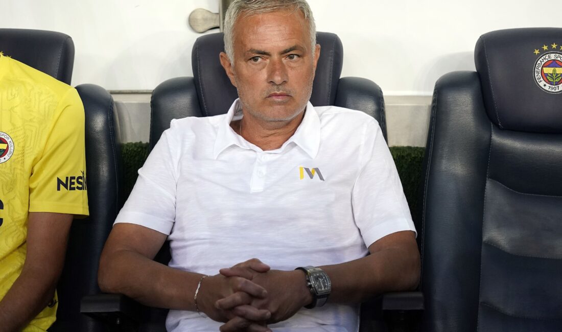 Fenerbahçe Teknik Direktörü Jose Mourinho, Eyüpspor maçında çok fazla top
