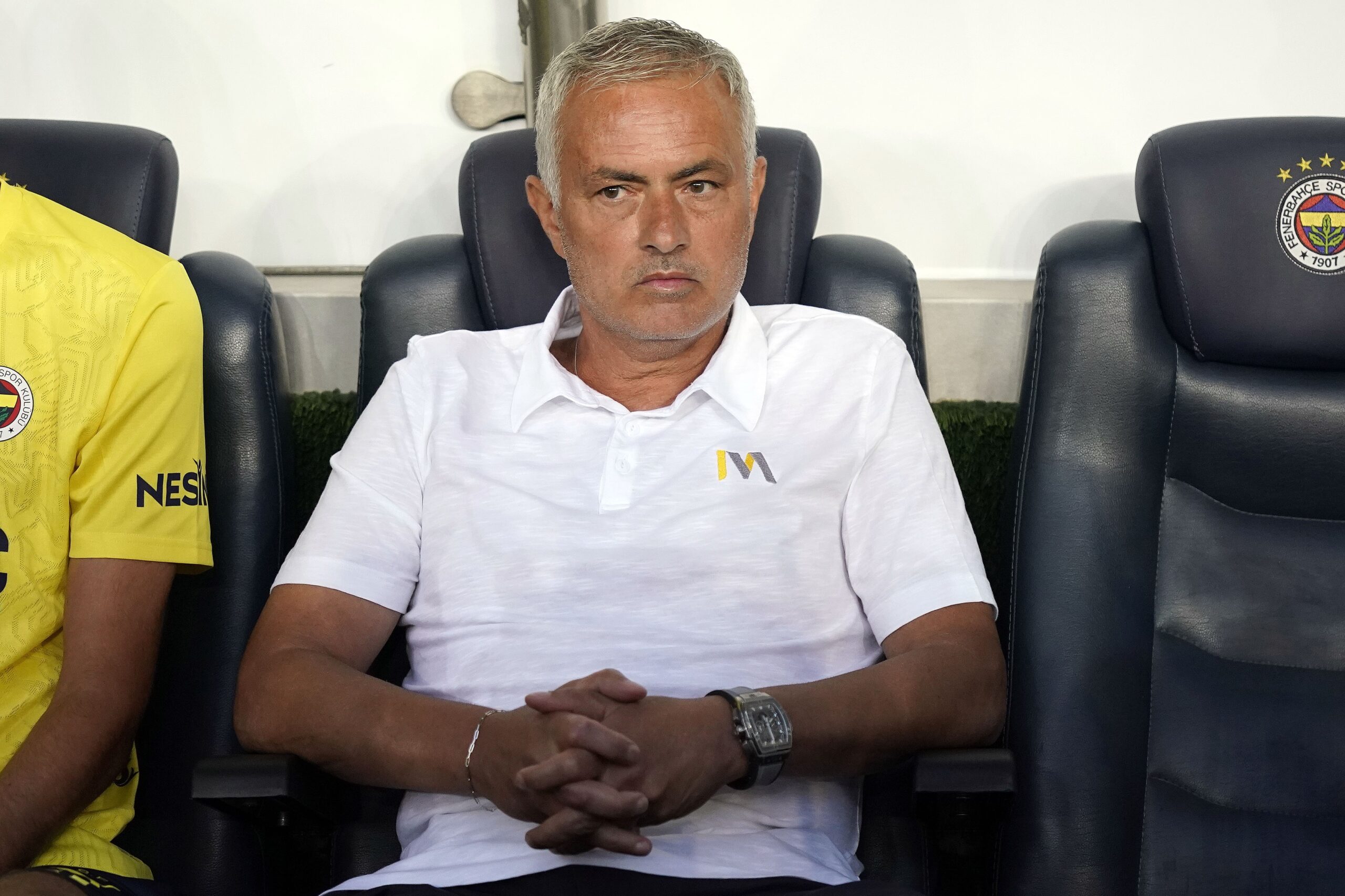 Fenerbahçe Teknik Direktörü Jose Mourinho, Galatasaray maçıyla birlikte sarı-lacivertlilerin başında