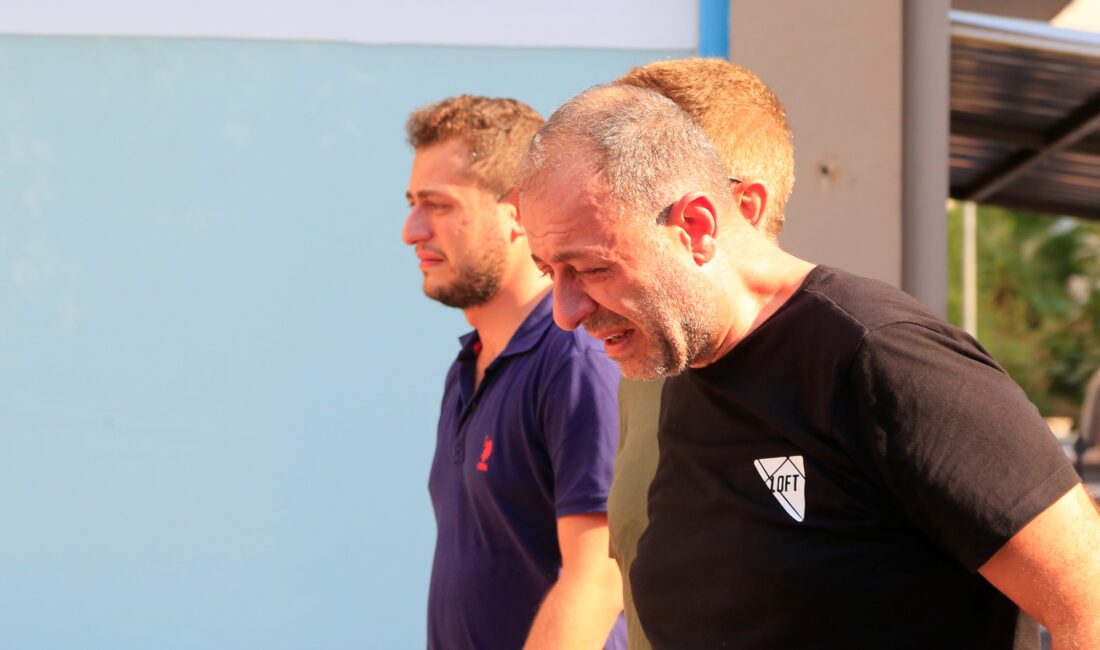 Olay, Antalya'nın Muratpaşa ilçesindeki bir apartman dairesinde yaşandı. Burada yalnız