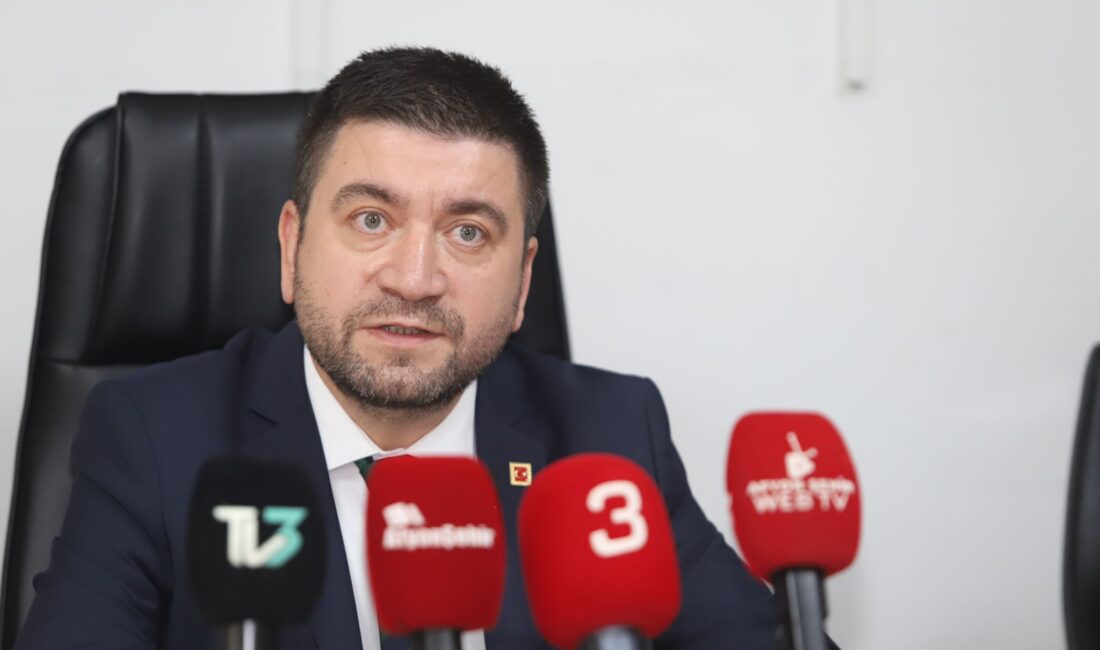 AK Parti İl Tanıtım ve Medya Başkanı Halil İbrahim Sevim,