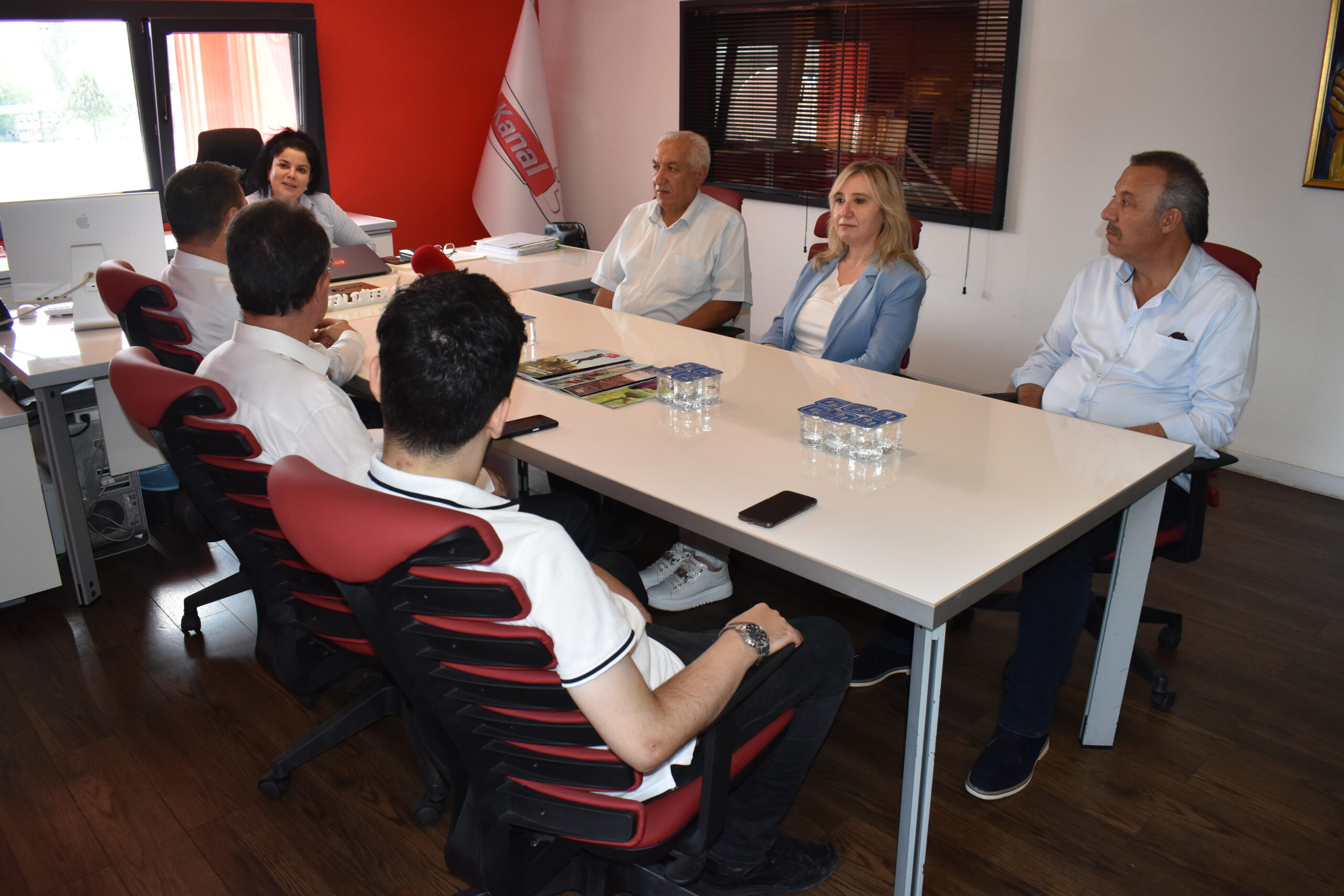 Milliyetçi Hareket Partisi (MHP) Afyonkarahisar İl Başkanı Ahmet Kahveci,  kaos’un