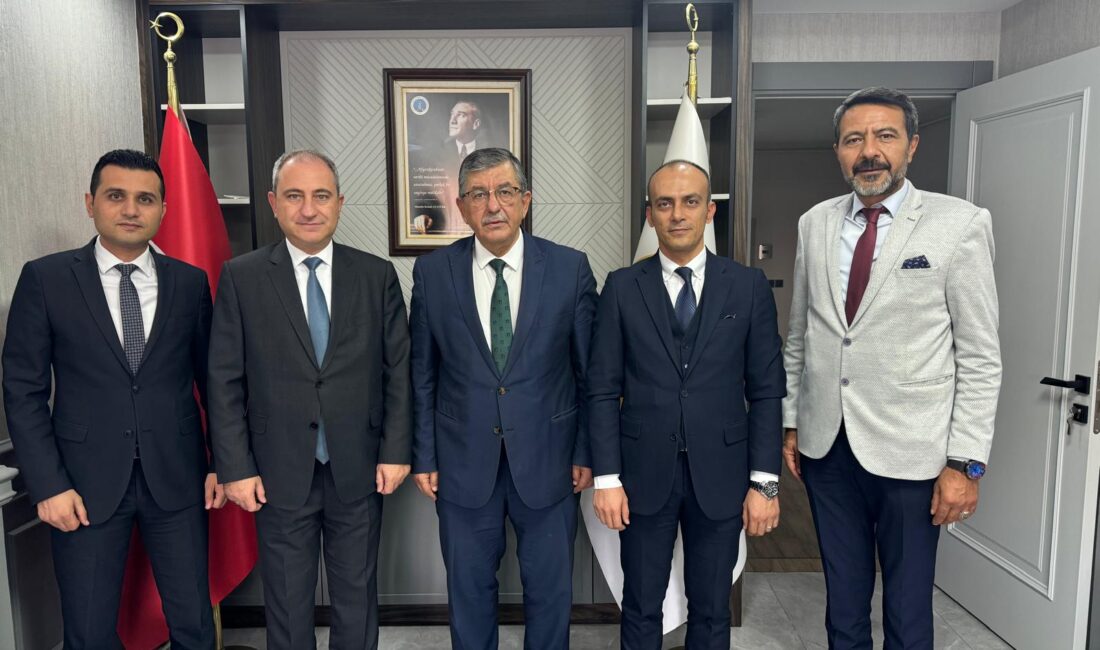 Halkbank Bölge Müdürü Birkan Meydan, Merkez Şube Müdürü Gökhan Tuğ