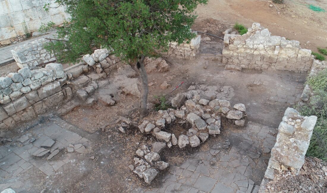 Antalya’nın Demre ilçesinde sürdürülen Myra Antik Kenti ve Limanı Andriake