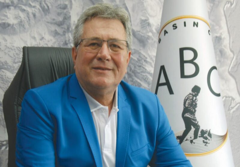Afyon Basın Cemiyeti Başkanı İsmail Akar IHA Afyon temsilcisi Gökten