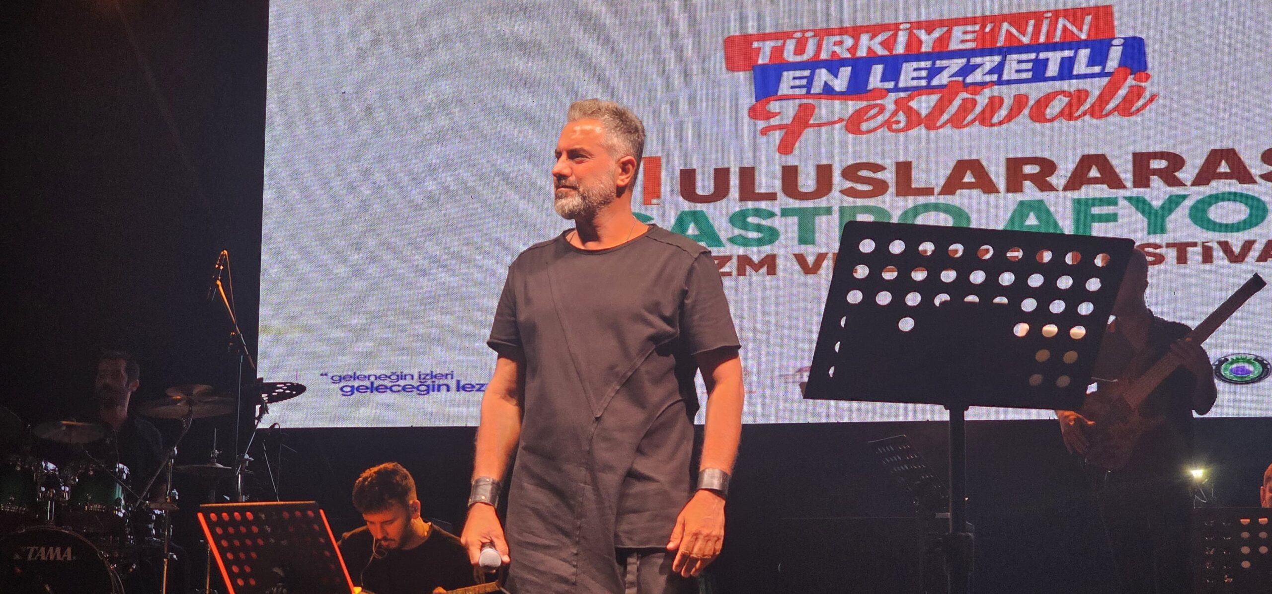 Türk Halk Müziği’nin usta yorumcularından, Afyonkarahisar’da birçok kez sahne alan