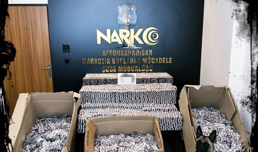 Afyonkarahisar polisinden dev uyuşturucu hap operasyonu Afyonkarahisar’da polis ekipleri son yılların en büyük uyuşturucu hap operasyonlarından