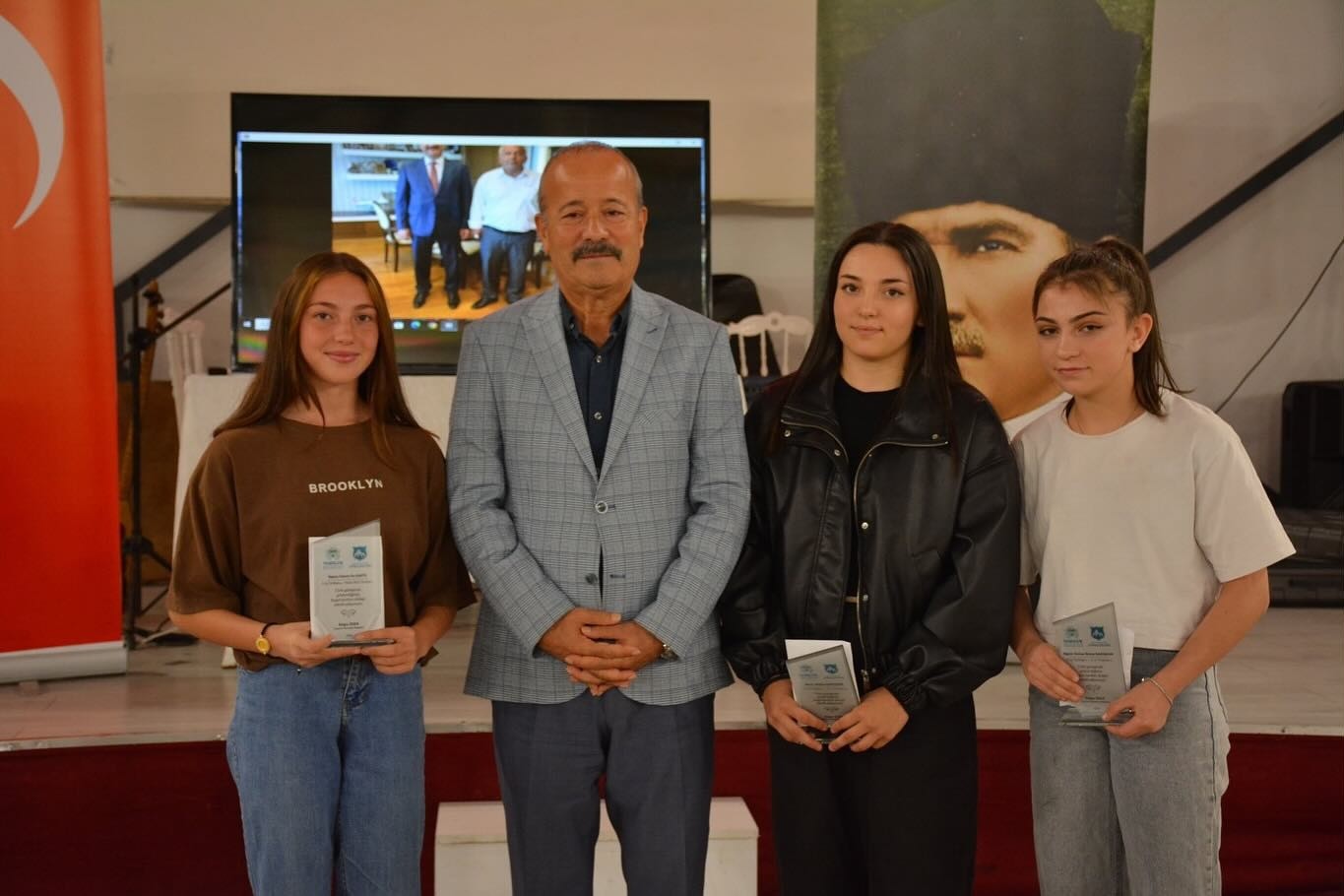 Afyonkarahisar’ın Sinanpaşa ilçesinde, Türkiye, Avrupa ve Dünya şampiyonalarında derece elde