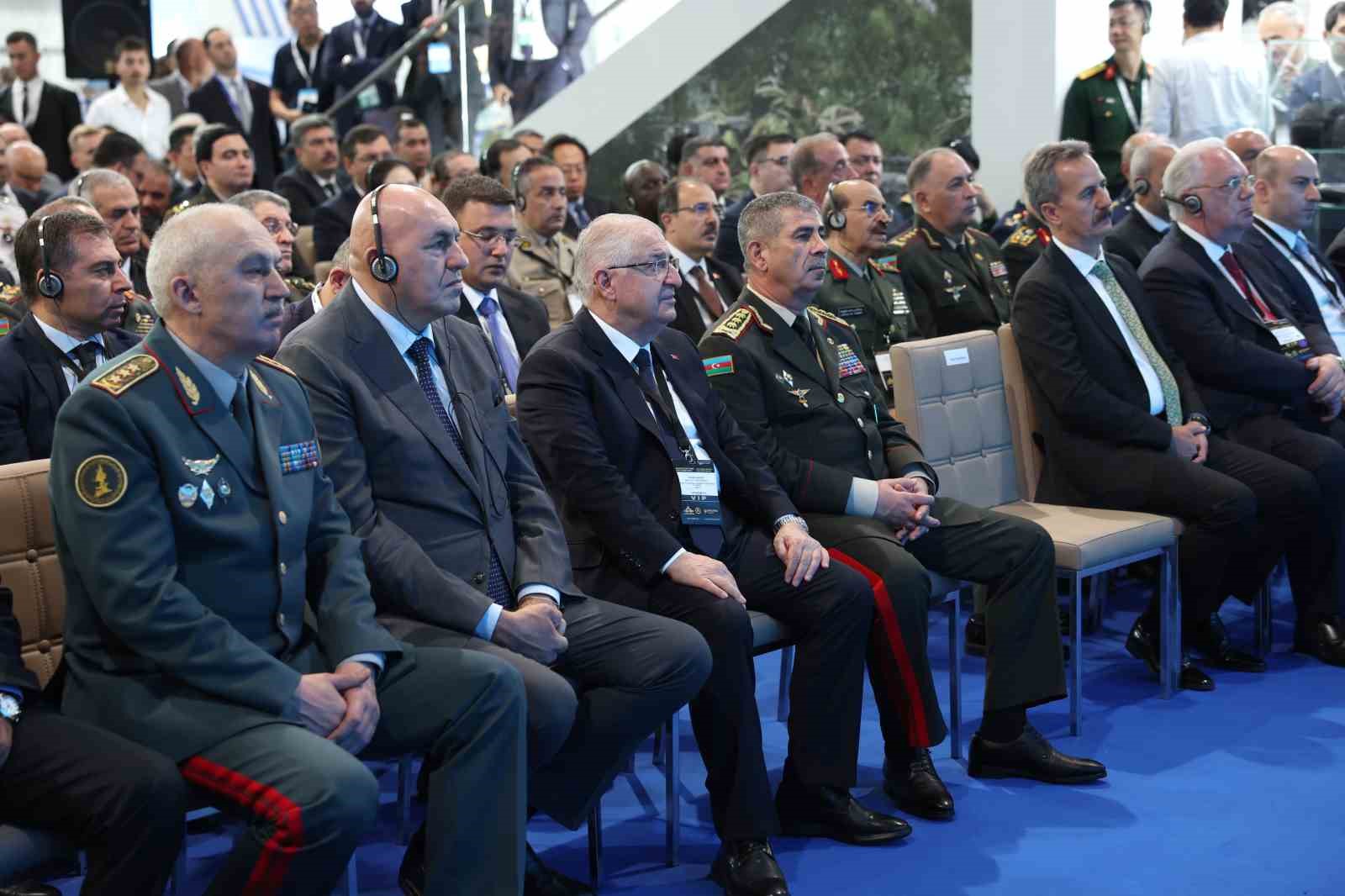 Milli Savunma Bakanı Yaşar Güler, Azerbaycan’da düzenlenen Azerbaycan Uluslararası Savunma
