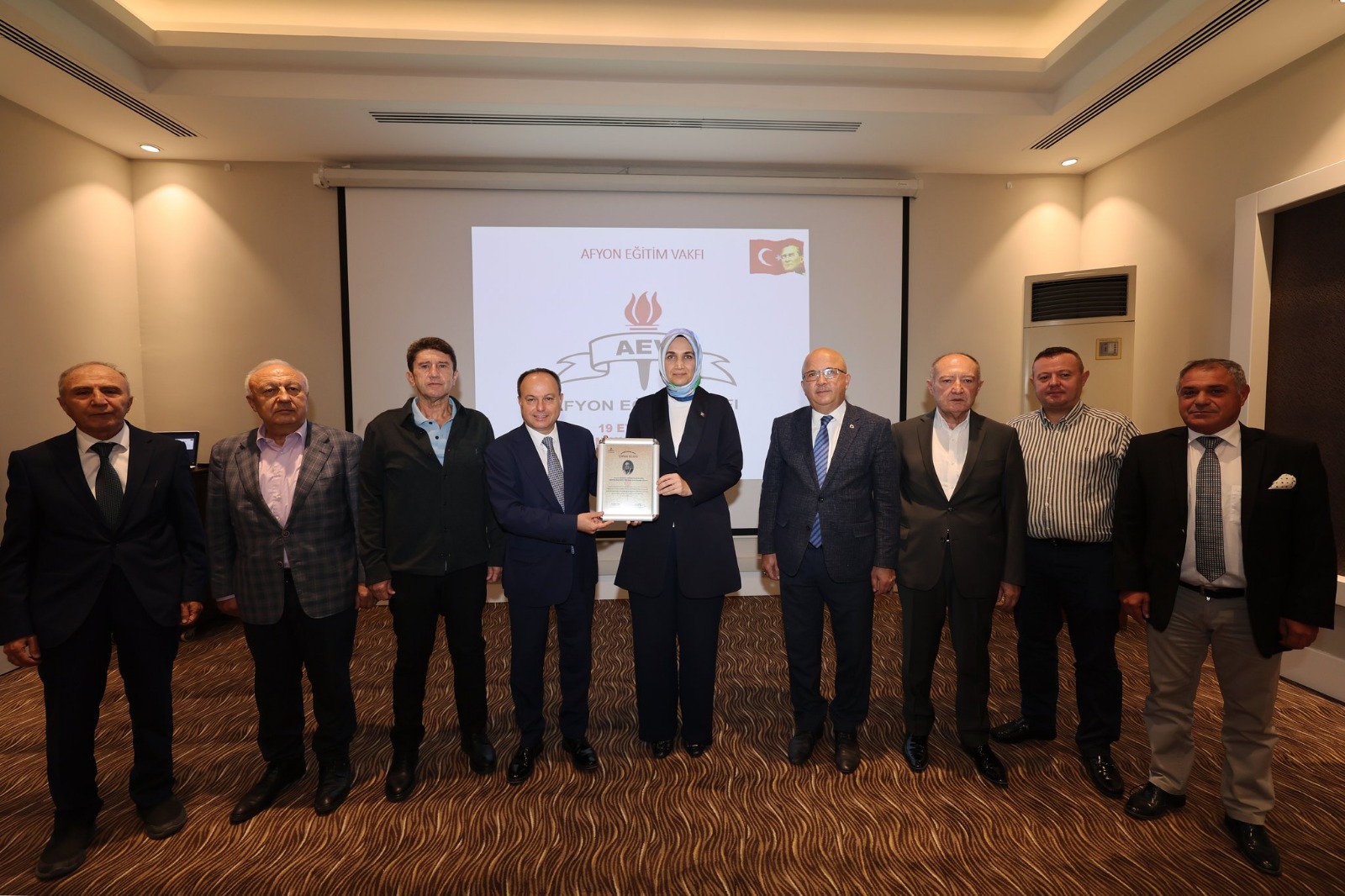  Afyon Eğitim Vakfı Yönetim Kurulu toplantısı, İkbal Termal Otelde