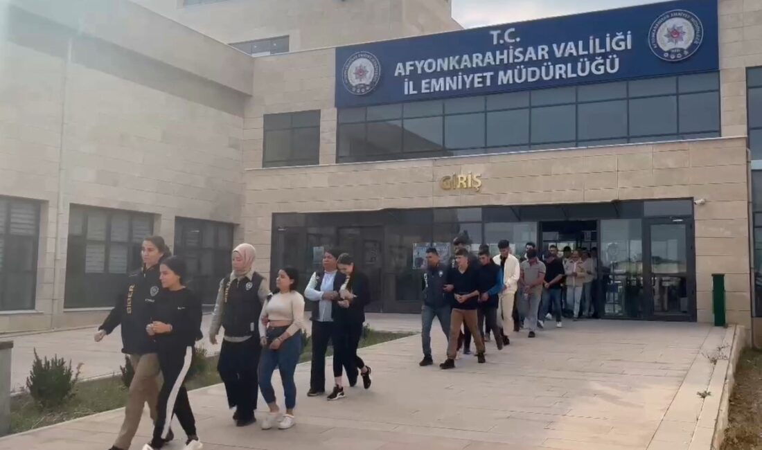Afyonkarahisar’da polis son yılların en büyük dolandırıcılık operasyonlarından birine imza