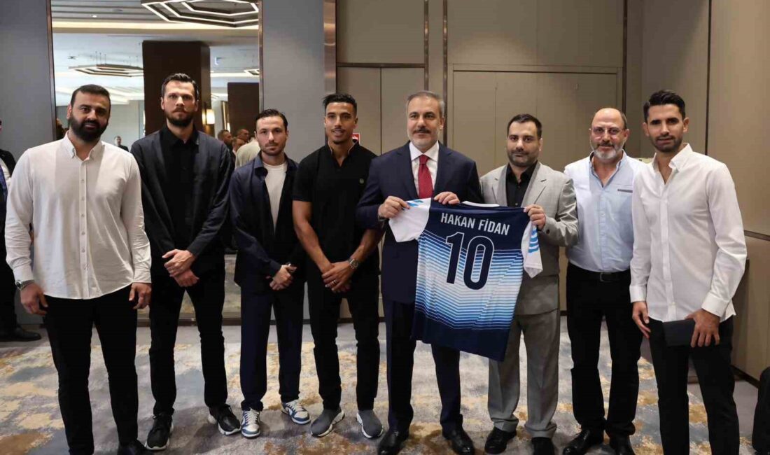 Dışişleri Bakanı Hakan Fidan, temaslarda bulunmak üzere geldiği Kuzey Makedonya’da