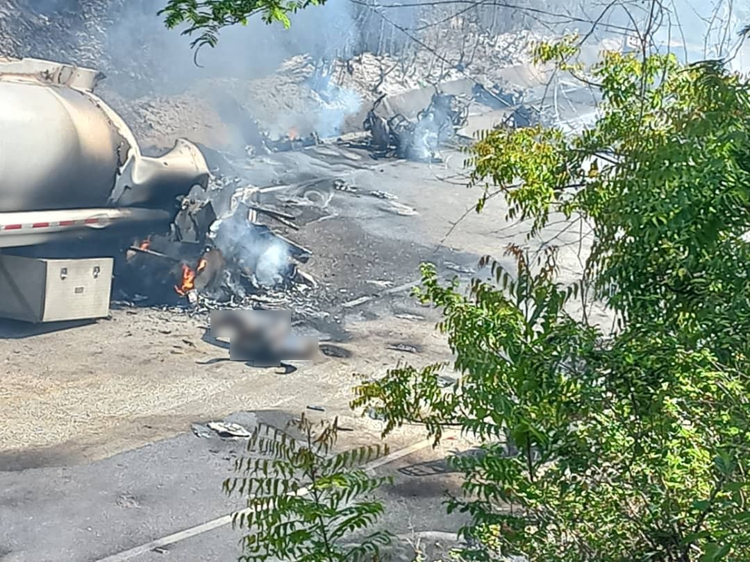 Haiti’de bir akaryakıt tankerinin patlaması sonucu 24 kişinin hayatını kaybettiği