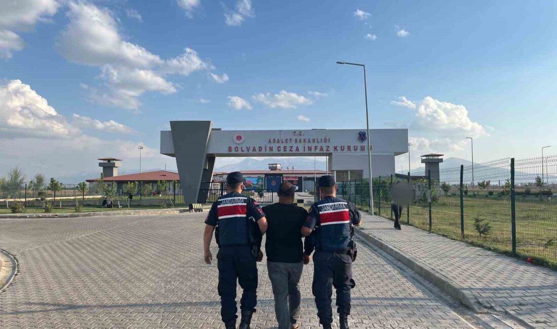 Afyonkarahisar’da hırsızlık suçundan 3 yıl 9 ay hapis cezasıyla aranan