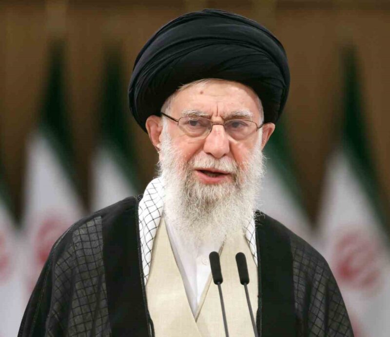 İran dini lideri Ayetullah Ali Hamaney, Beyrut’ta Hizbullah lideri Hasan
