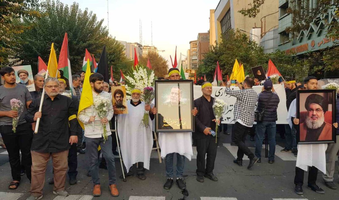 İran’da binlerce kişi, Hizbullah lideri Hasan Nasrallah’ın İsrail ordusunun 27