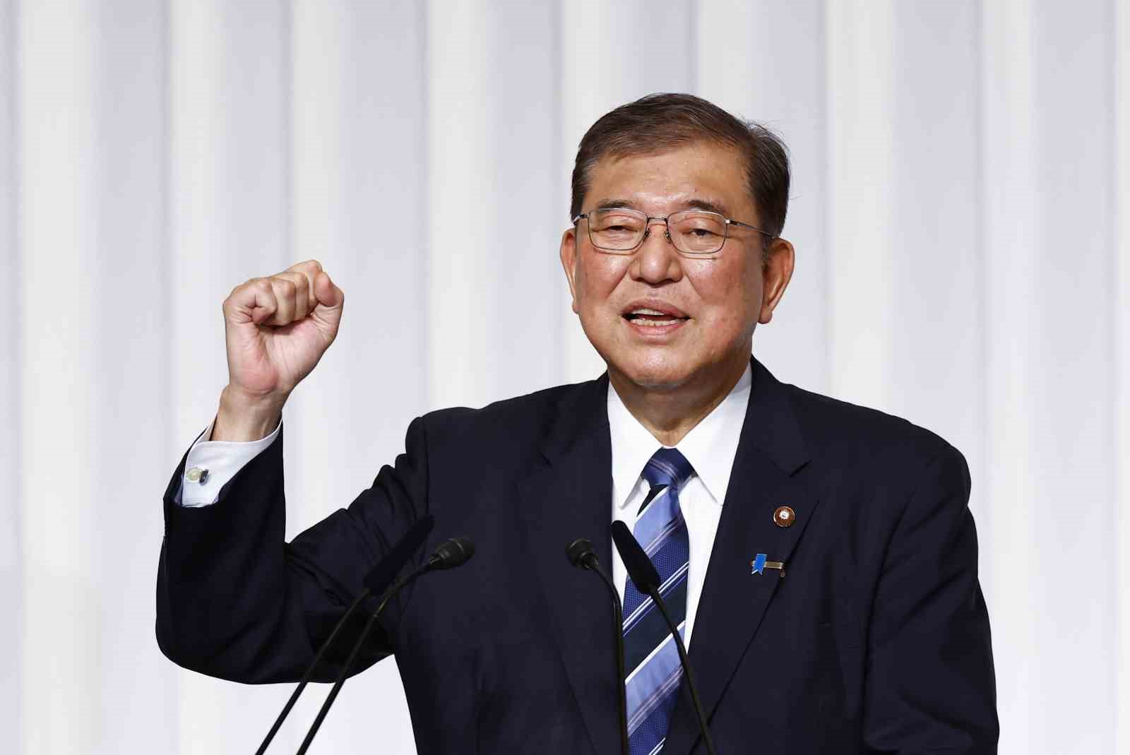 Japonya’da iktidarda bulunan Liberal Demokrat Parti’nin (LDP) genel başkanı seçilen