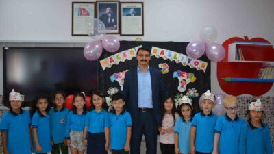 Afyonkarahisar Emirdağ Kaymakamı Yasin Akgül, 2024-2025 eğitim-öğretim yılının başlamasıyla birlikte