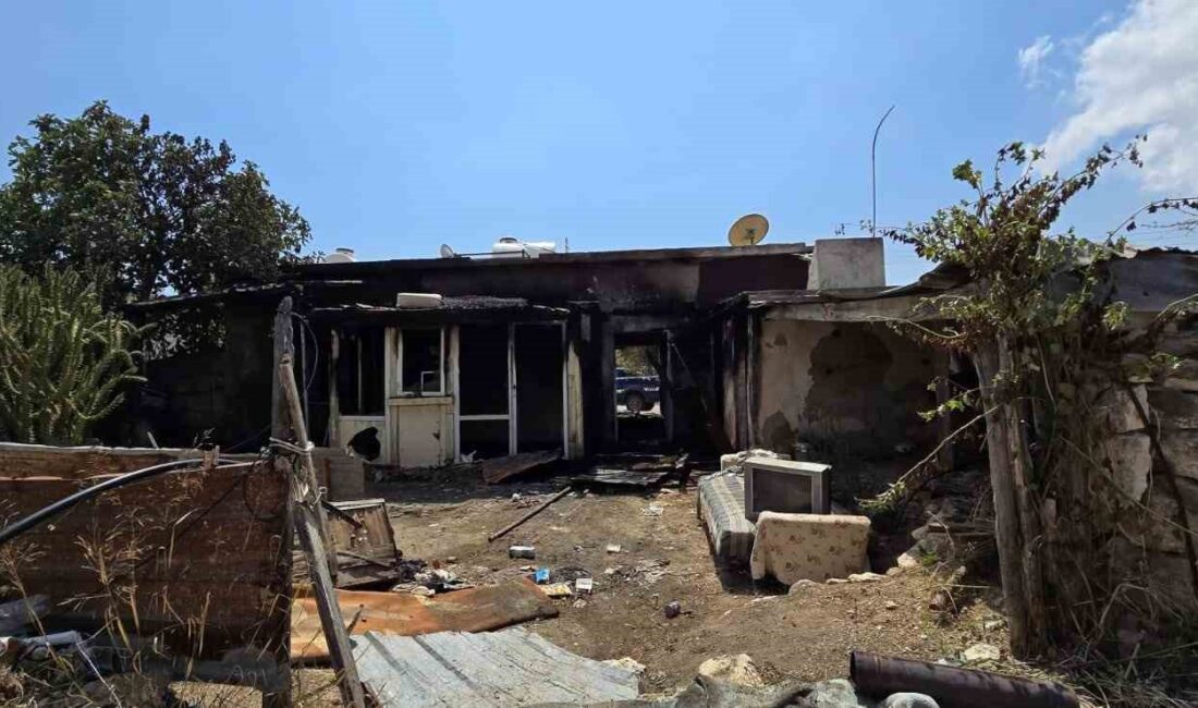 KKTC’de bir kişinin, kendisinin ve kız arkadaşının dedikodusunu yaptığı gerekçesiyle