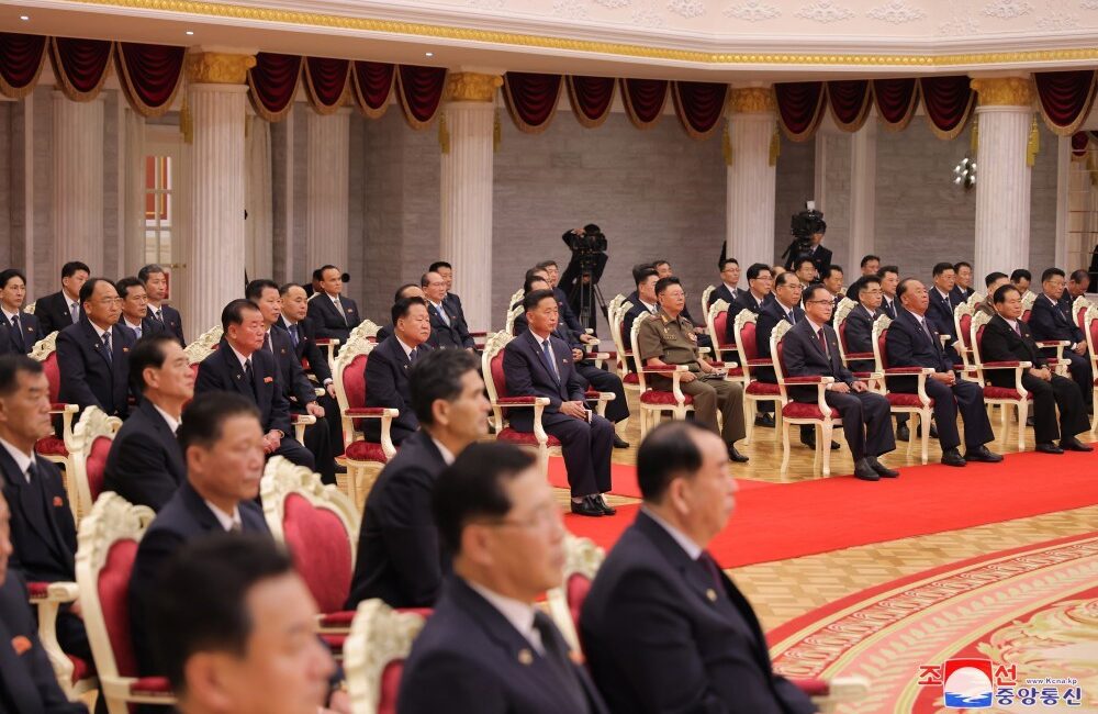 Kuzey Kore lideri Kim Jong-Un, ülkesinin nükleer silah sayısını “geometrik