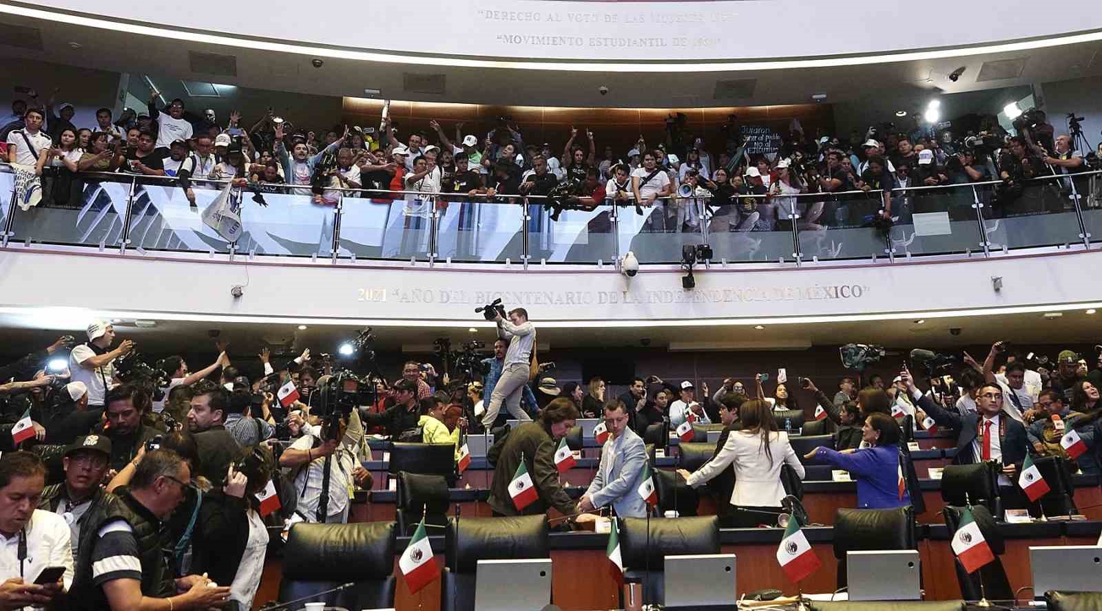 MEKSİKA’DA YÜKSEK MAHKEME YARGIÇLARININ HALK TARAFINDAN SEÇİLMESİNİ ÖNGÖREN YARGI REFORMU