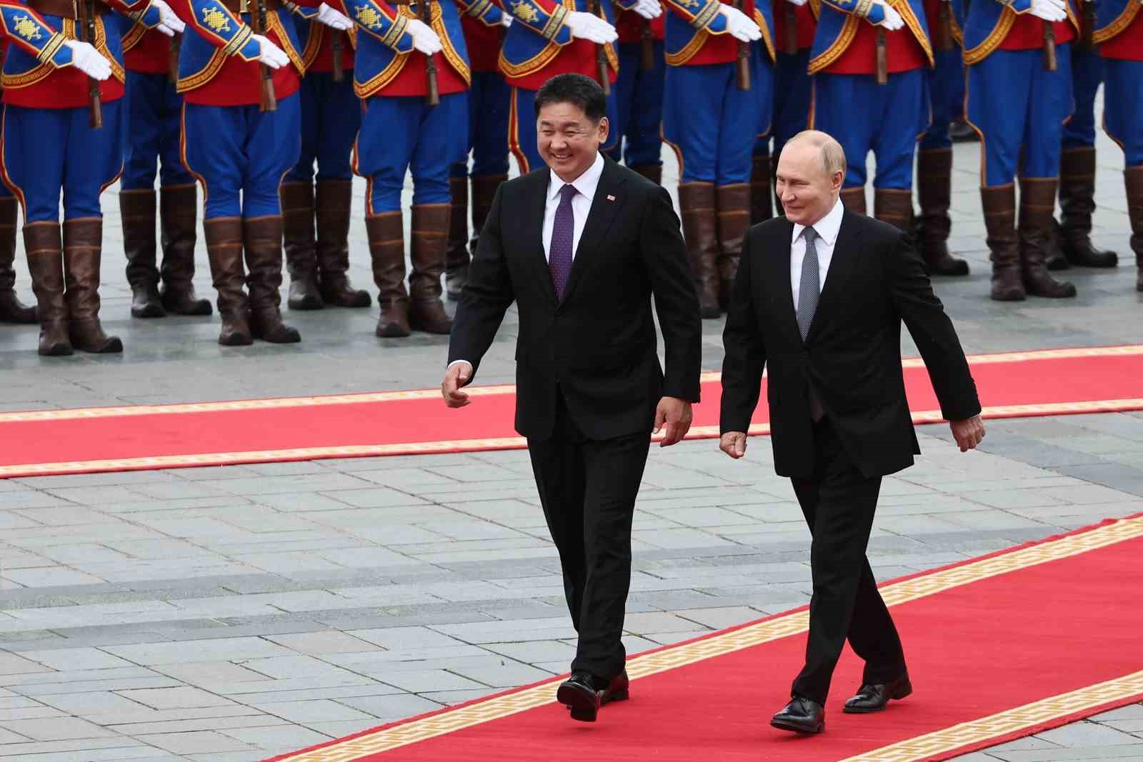 Rusya Devlet Başkanı Vladimir Putin, Moğolistan’ın başkenti Ulan Batur’da resmi