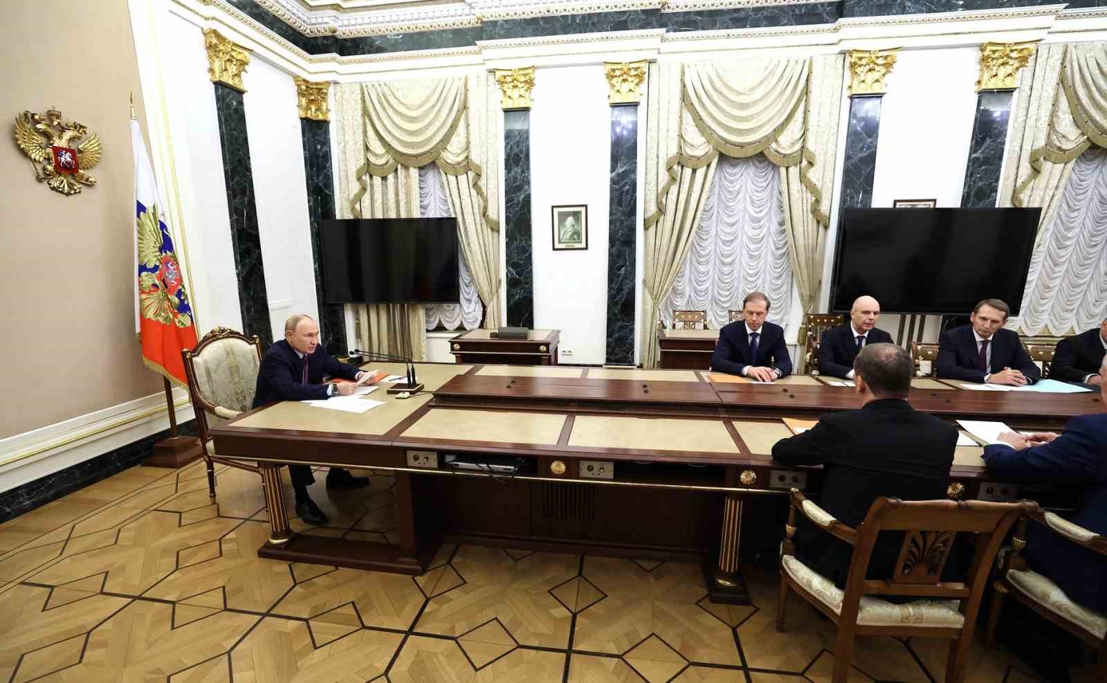Güvenlik Konseyi üyeleri ile toplantısında nükleer silahlar üzerine konuşan Rusya