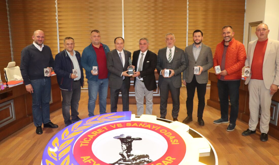 Afyon Eğitim Vakfı Genel Sekreteri Murat Diker, Afyonkarahisar Ticaret ve