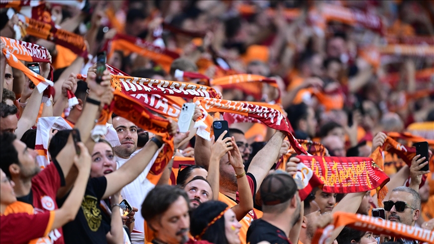Türkiye’nin en köklü spor kulüplerinden Galatasaray, kuruluşunun 119. yıl dönümünü