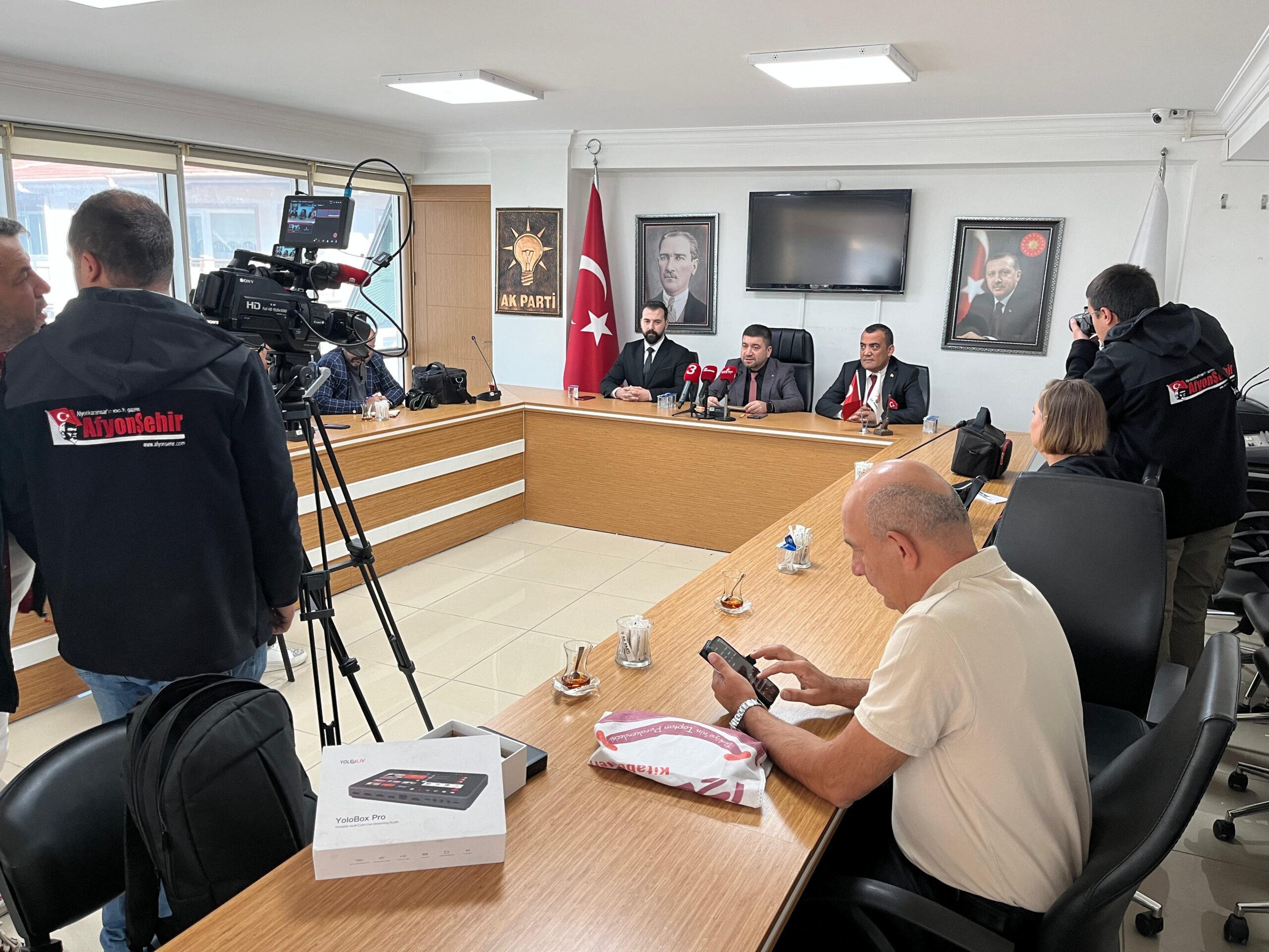 
AK Parti Tanıtım ve Medya’dan Sorumlu İl Başkan Yardımcısı Halil