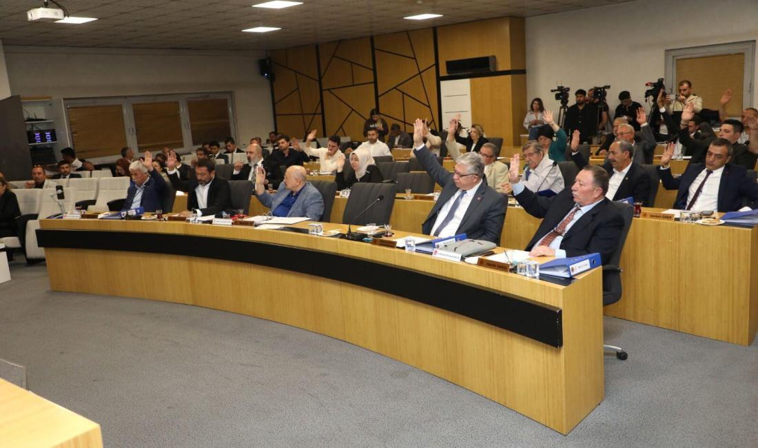 Afyonkarahisar Belediye Meclisi’nin toplantısı yarın yapılacak. 20 gün sürecek İl