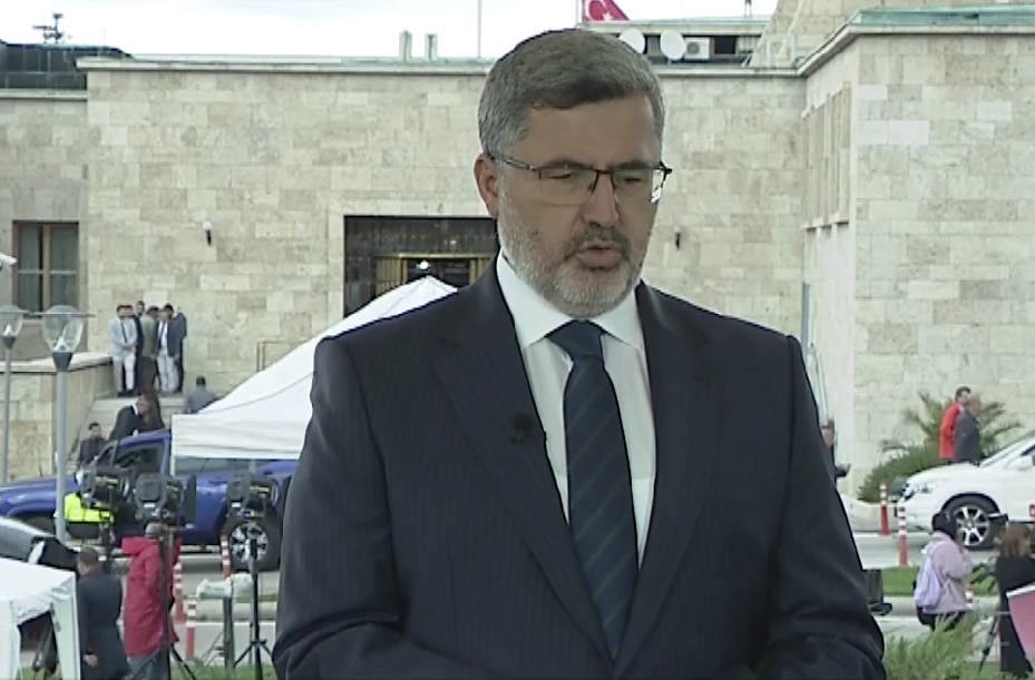AK Parti Afyonkarahisar Milletvekili Ali Özkaya, mevcut anayasanın darbe anayasası