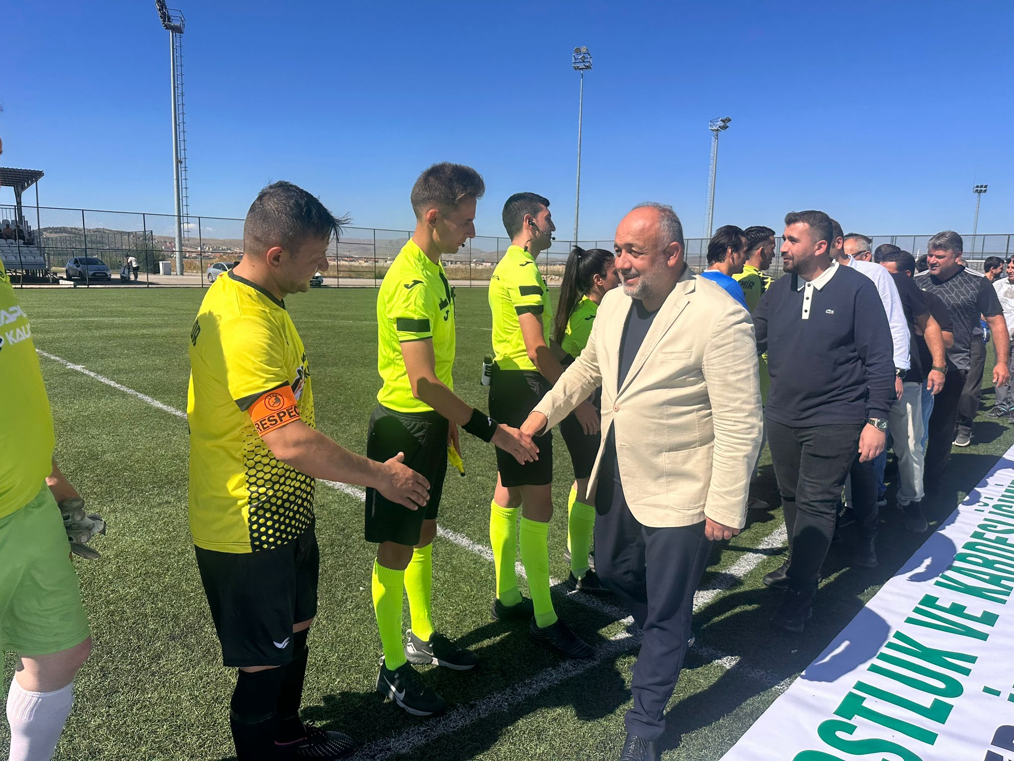 Afyonkarahisar’da 2024-2025 futbol sezonunun amatör lig açılışı, büyük bir coşkuyla